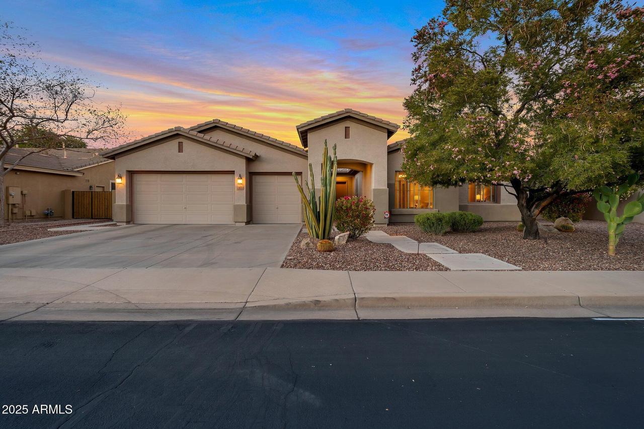 2472 E Prescott Pl., Chandler, AZ 85249
