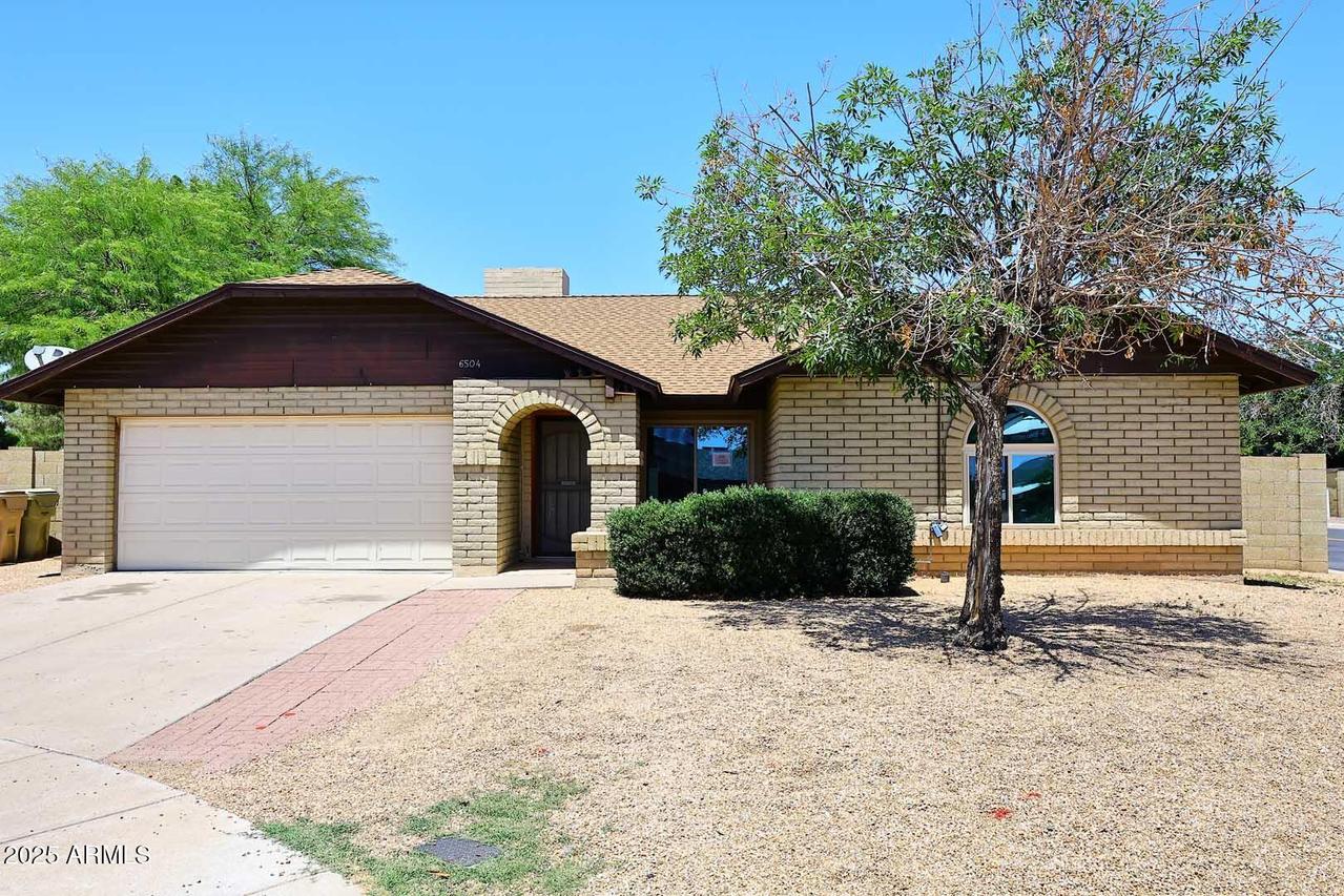 6504 W Cochise Dr., Glendale, AZ 85302