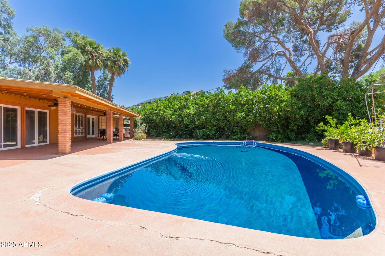 1417 W Rose Ln., Phoenix, AZ 85013