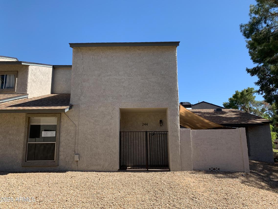 244 E Ponderosa Ln., Phoenix, AZ 85022