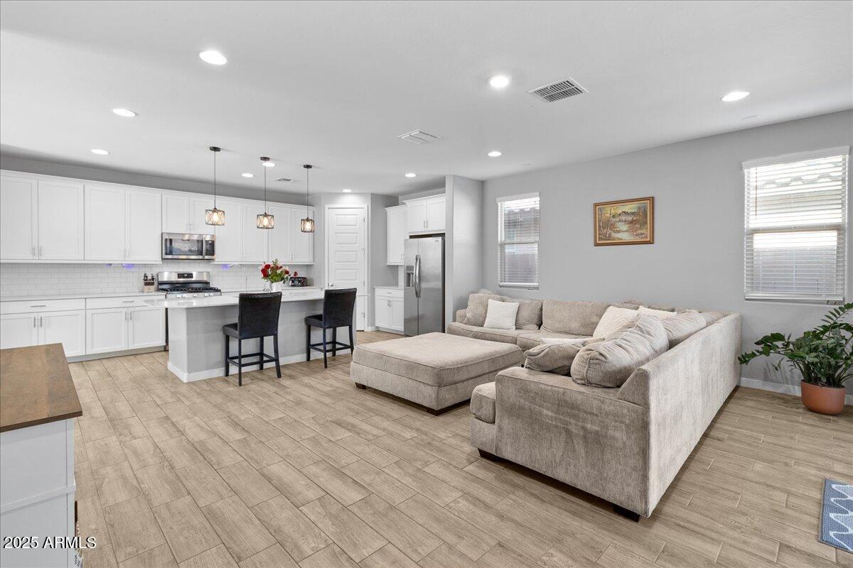 19447 W Mariposa Dr., Litchfield Park, AZ 85340