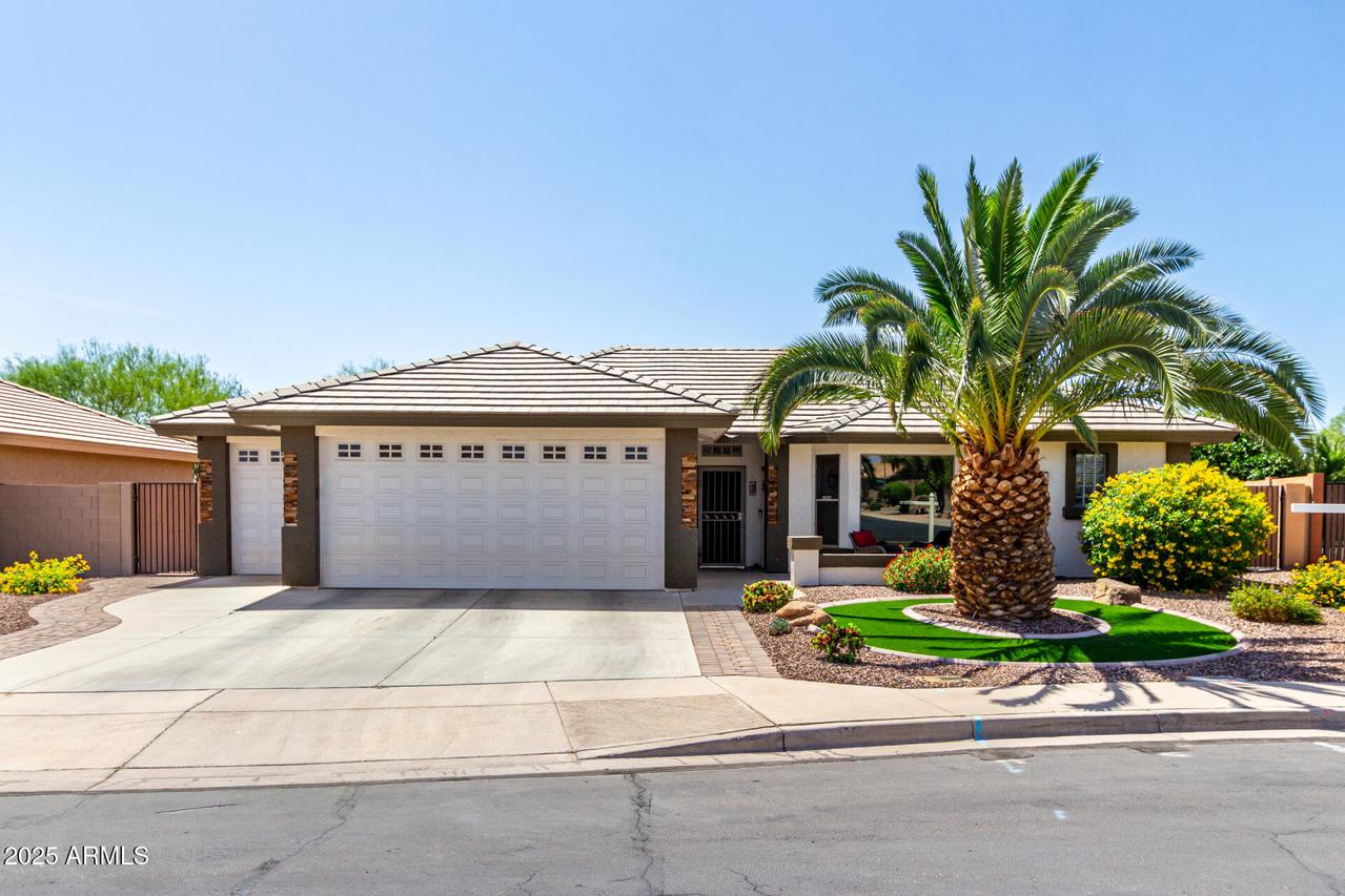 2910 S Olivewood, Mesa, AZ 85212