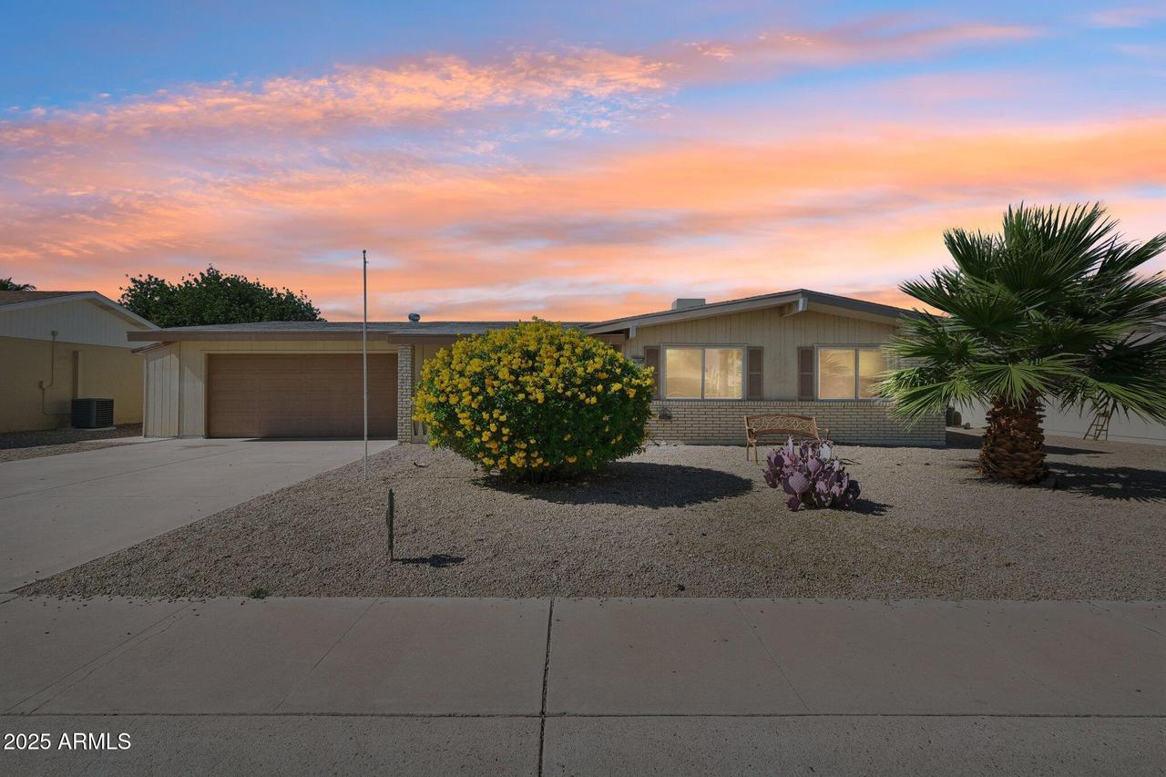 11044 W Cheryl Dr., Sun City, AZ 85351