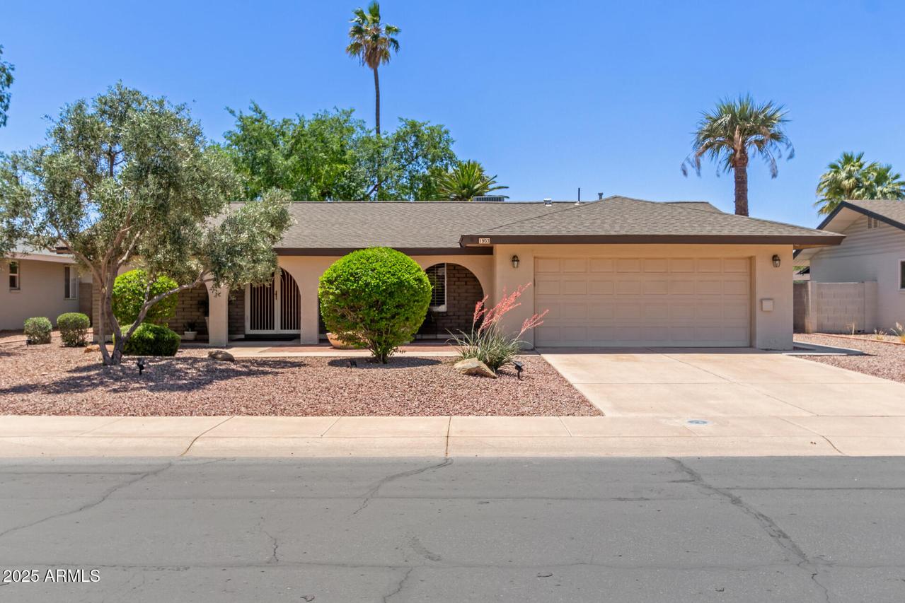 1953 E Laguna Dr., Tempe, AZ 85282
