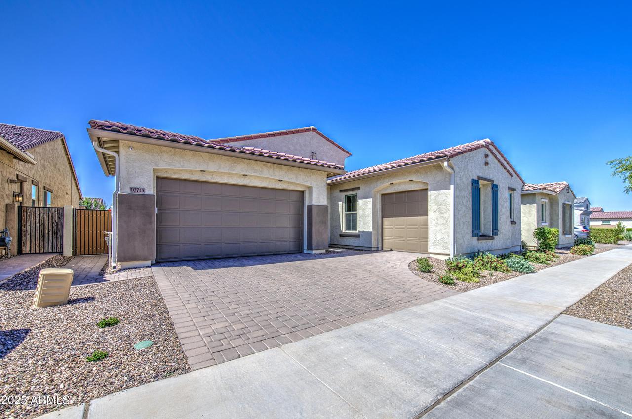 10715 E Thornton Ave., Mesa, AZ 85212
