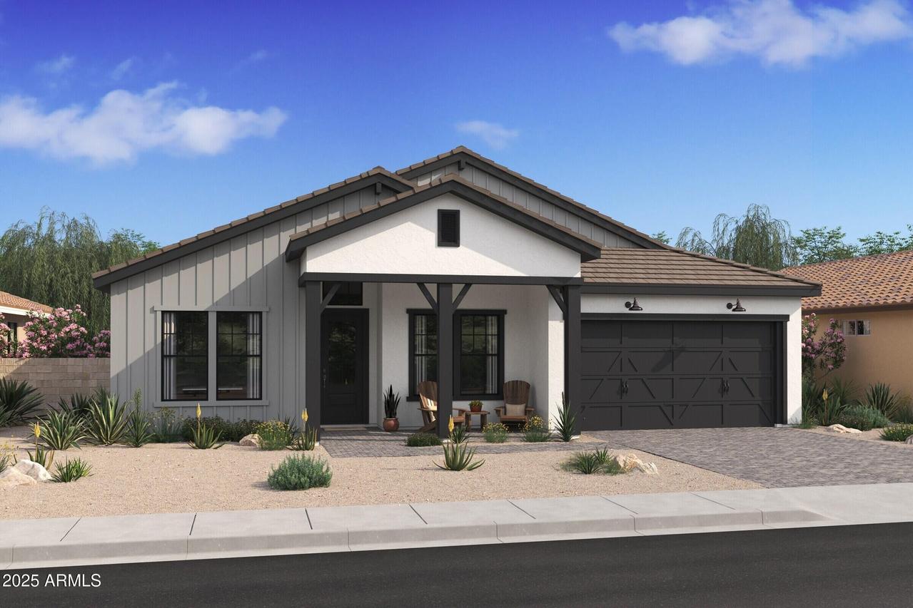 667 E Brown Way, San Tan Valley, AZ 85140