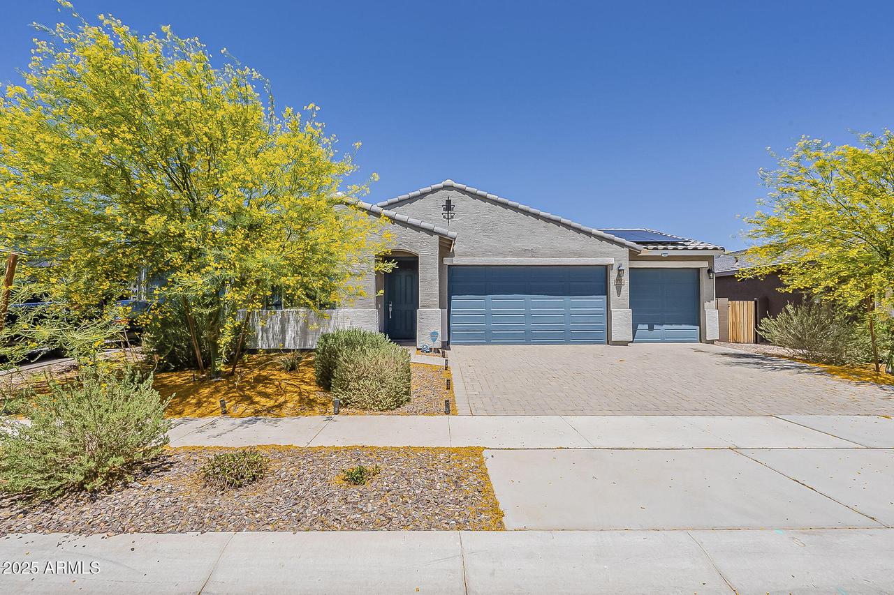 17704 W Fetlock Tr., Surprise, AZ 85387