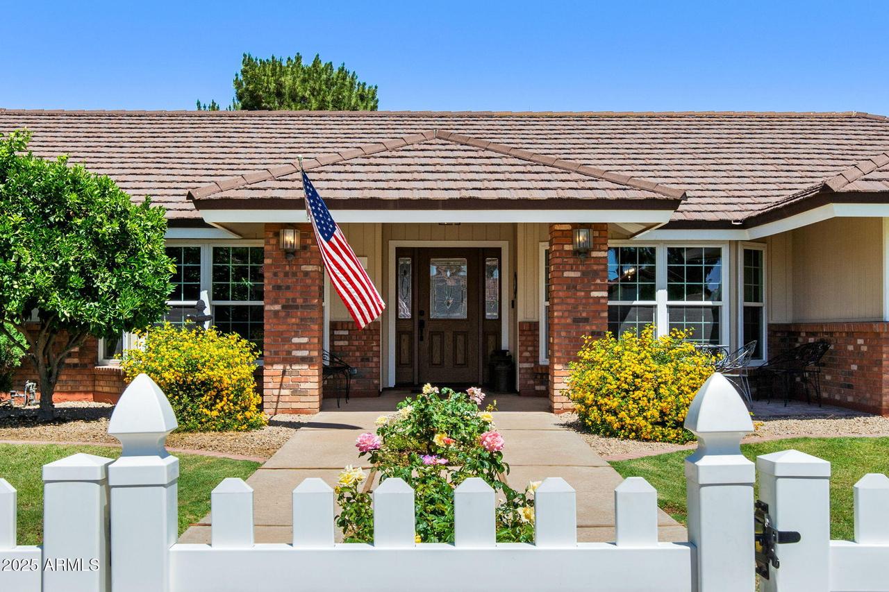 3160 E Fox St., Mesa, AZ 85213