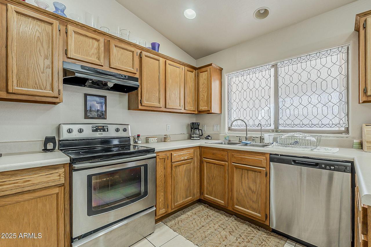 14340 S Diablo Rd., Arizona City, AZ 85123