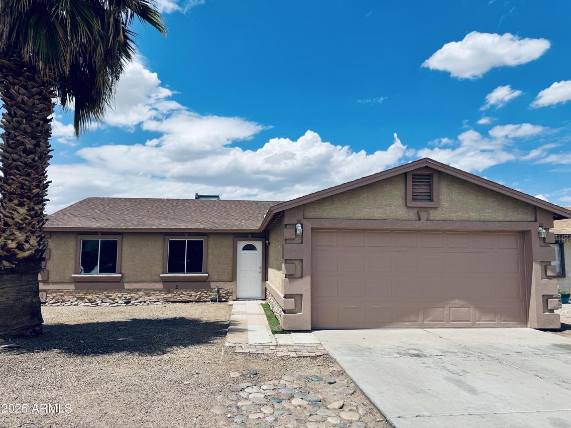 2142 W Bowker St., Phoenix, AZ 85041