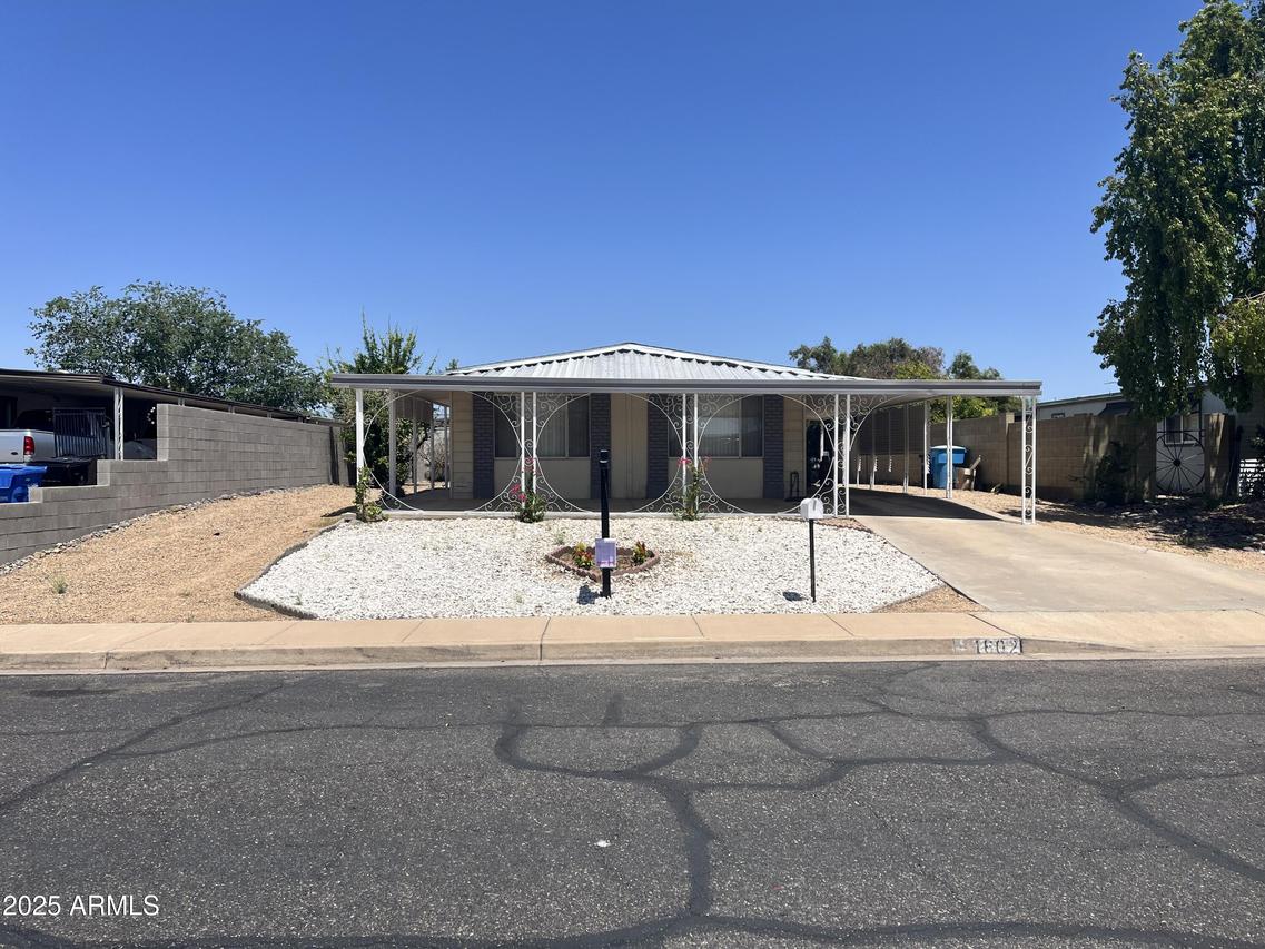 1602 W Beck Ln., Phoenix, AZ 85023