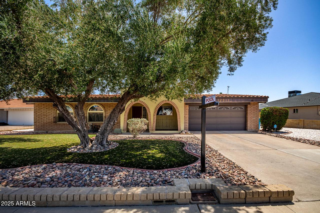 12811 N 44th Dr., Glendale, AZ 85304