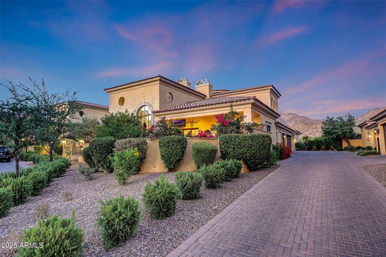 18927 N 101st St., Scottsdale, AZ 85255