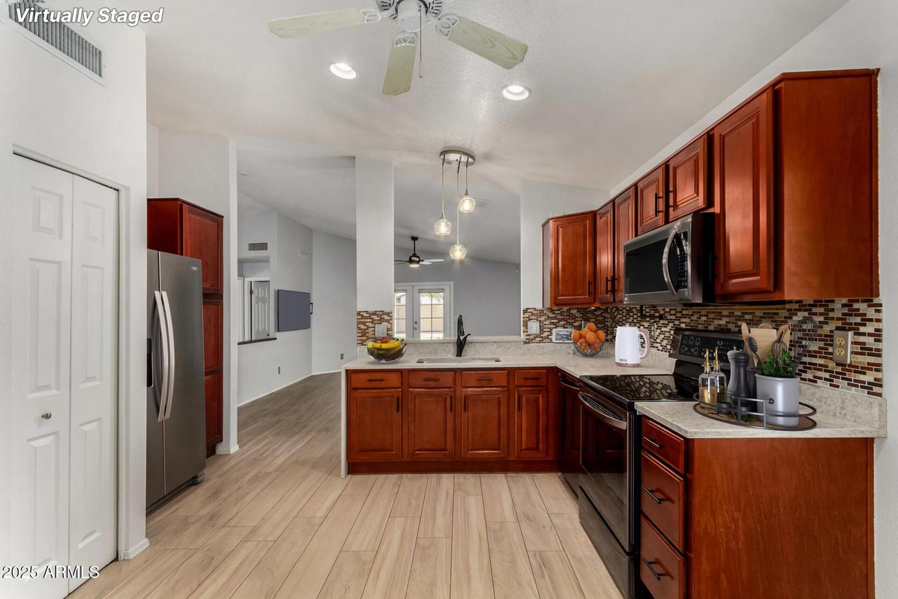 19833 N 47th Ln., Glendale, AZ 85308