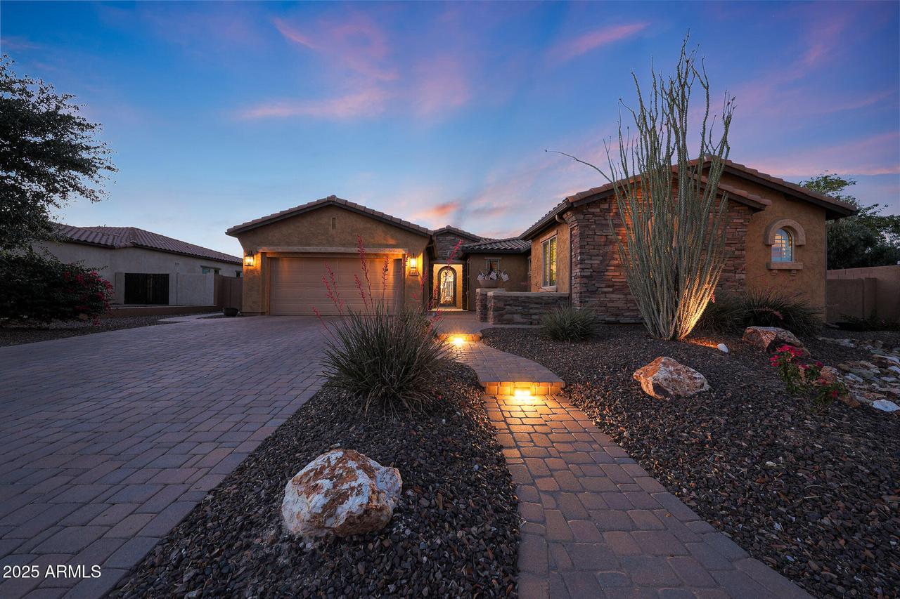 19334 W Pasadena Ave., Litchfield Park, AZ 85340