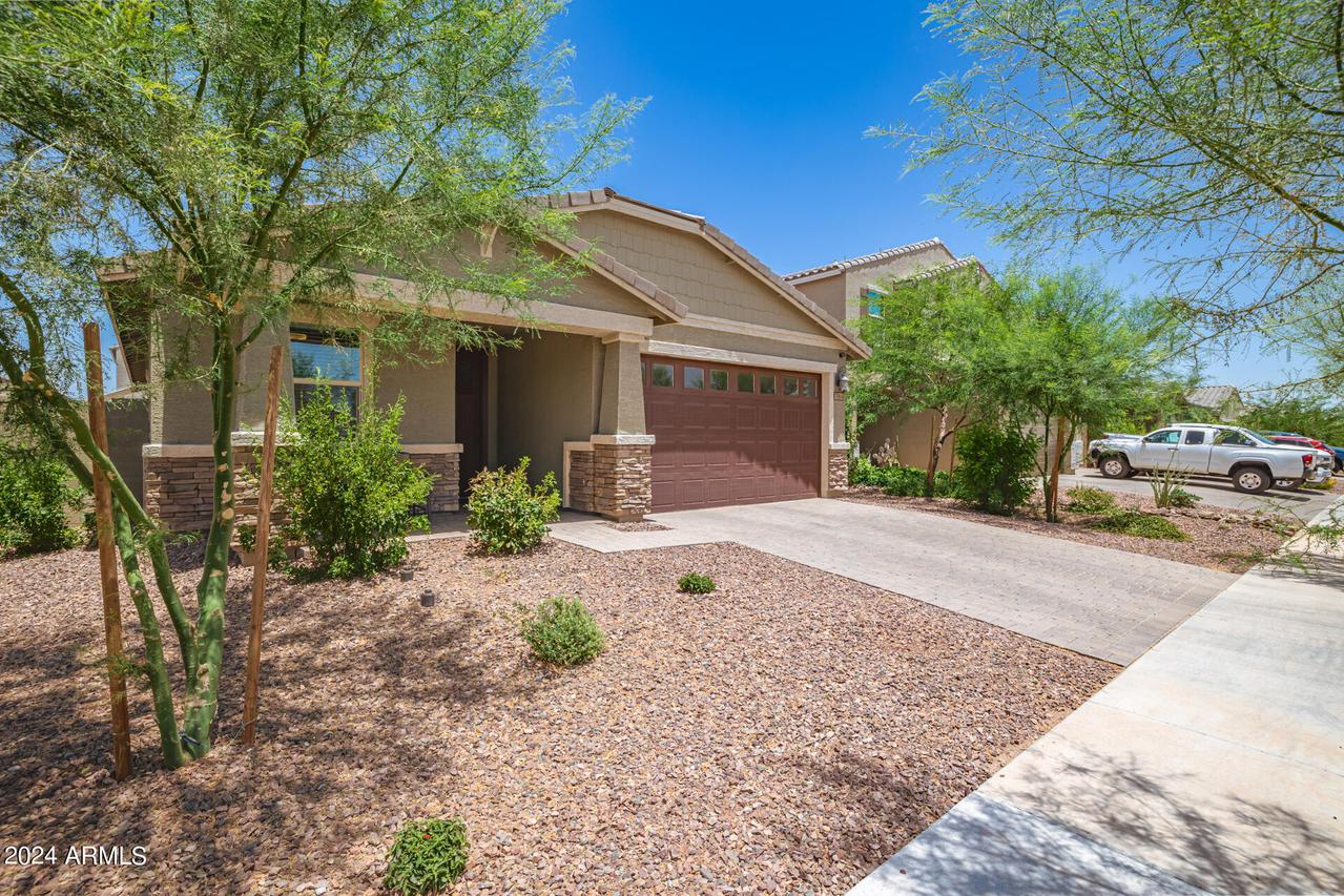 17864 W Fetlock Tr., Surprise, AZ 85387