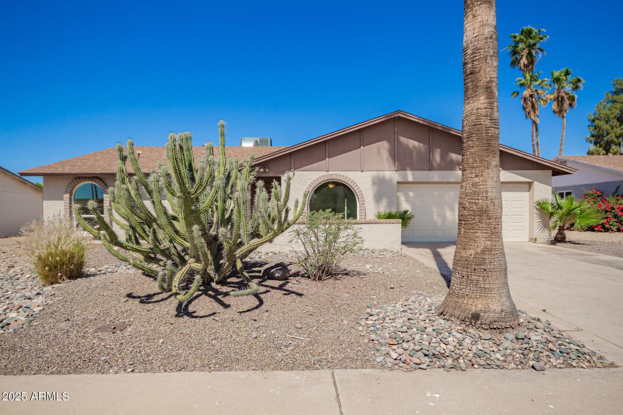 17244 N 36th Ln., Glendale, AZ 85308
