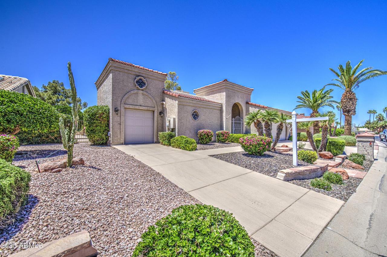 26004 S Flame Tree Dr., Sun Lakes, AZ 85248
