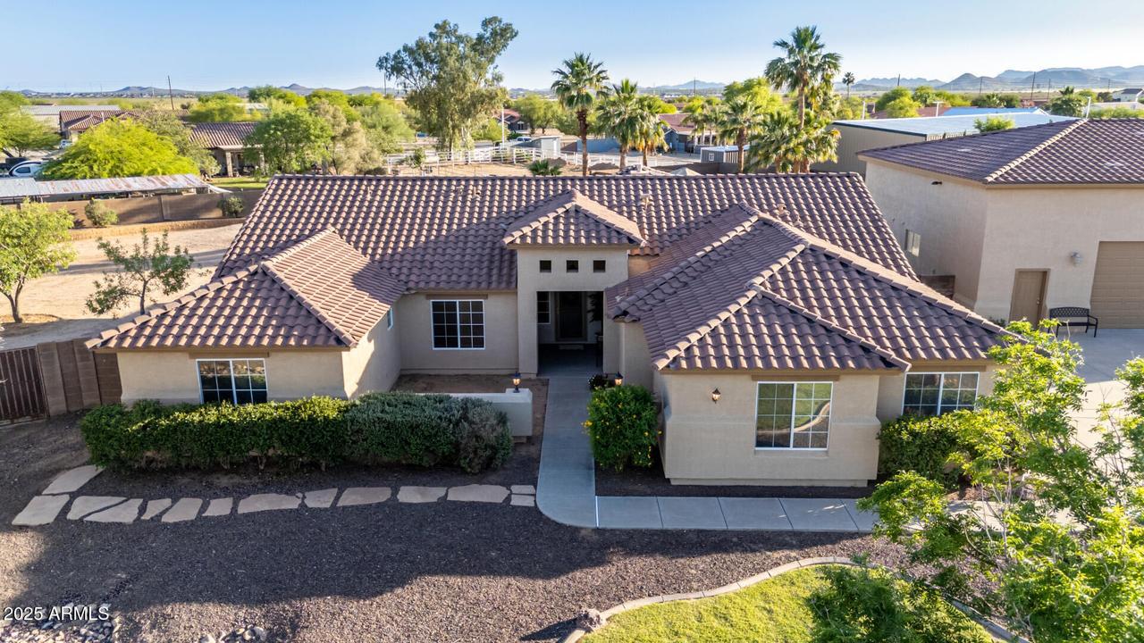 3927 E Vista Grande Dr., San Tan Valley, AZ 85140
