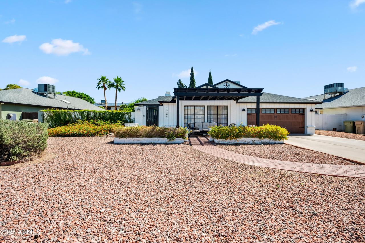 13207 N 55th Ave., Glendale, AZ 85304