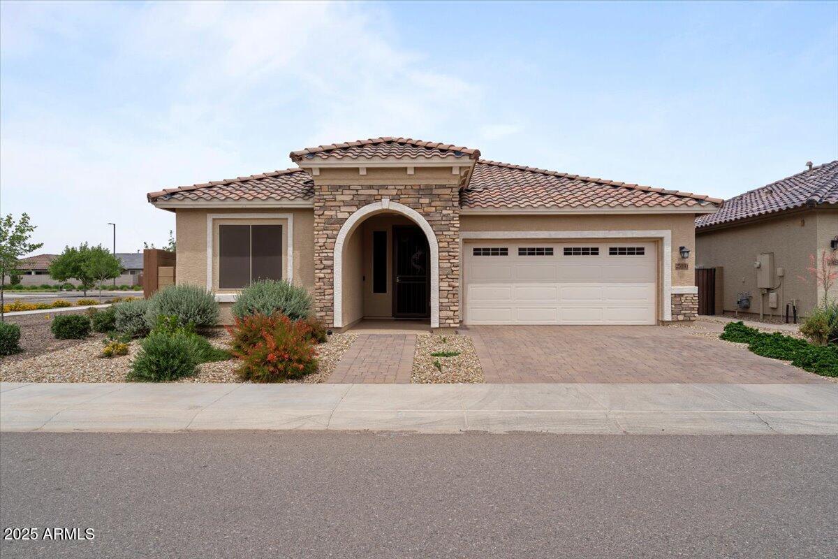 25030 N 172nd Ln., Surprise, AZ 85387