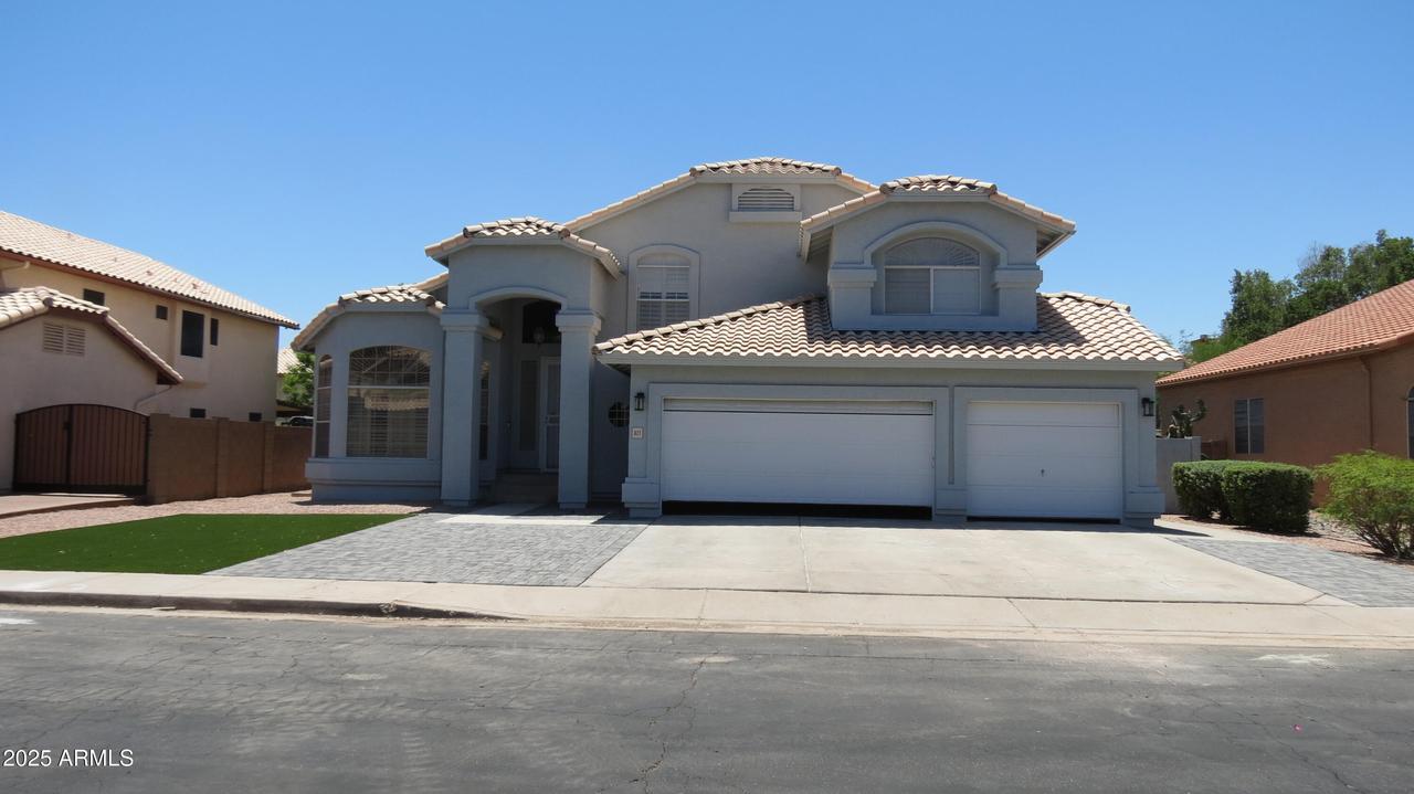 627 W Mendoza Ave., Mesa, AZ 85210