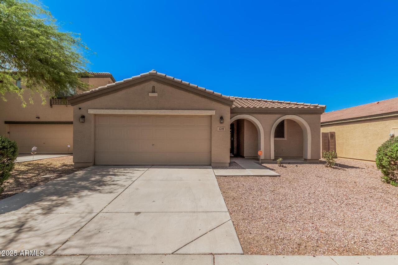 3719 W Carson Rd., Phoenix, AZ 85041