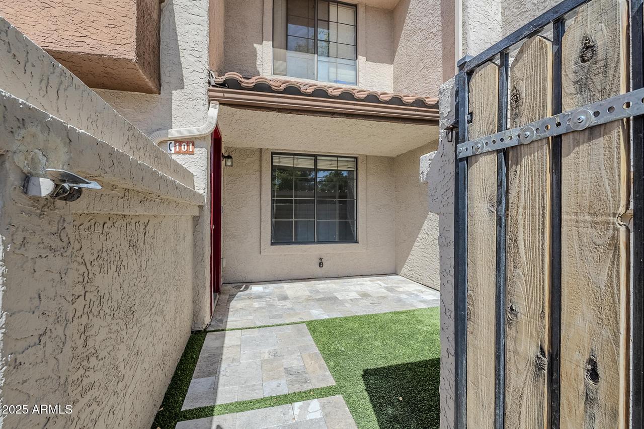 818 S Westwood St. #101, Mesa, AZ 85210
