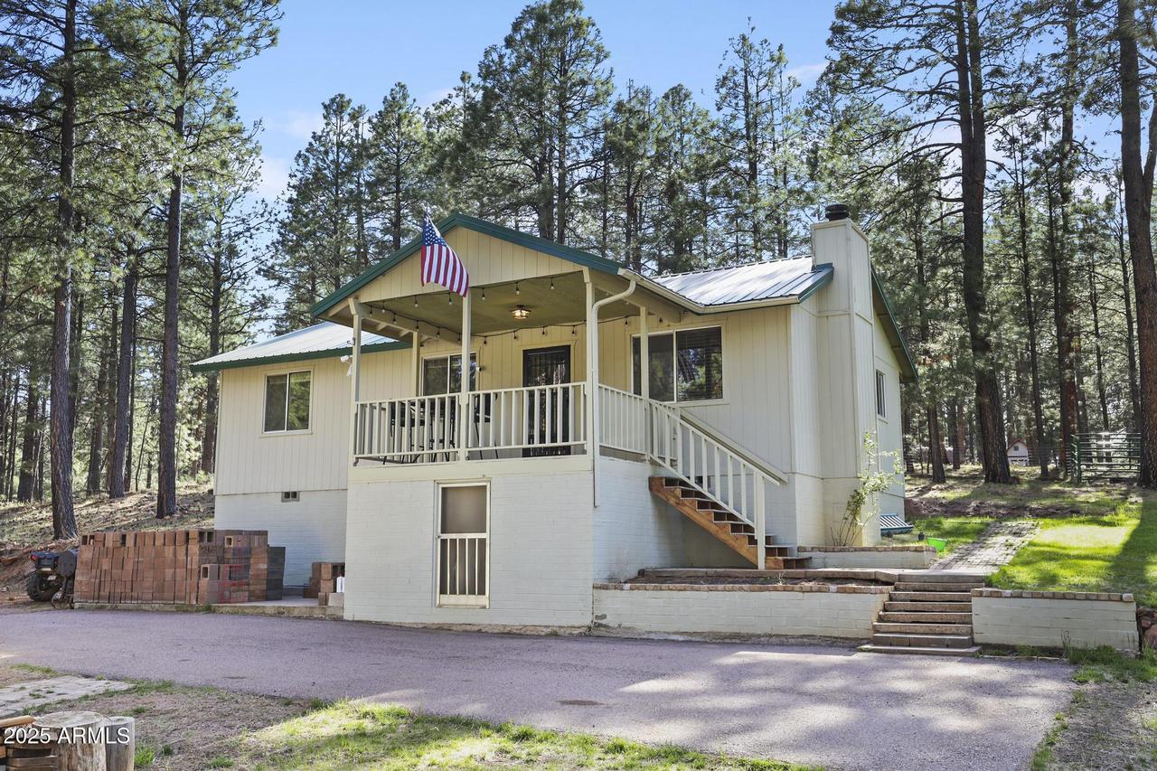 3017 Larson Loop, Forest Lakes, AZ 85931