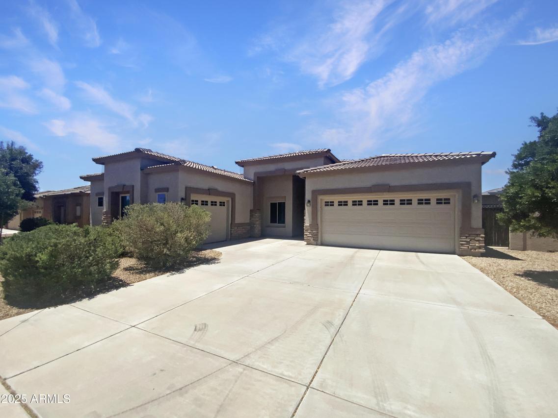 2971 N Rosewood Ave., Casa Grande, AZ 85122