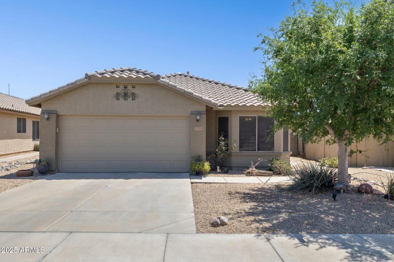 17229 N 51st Dr., Glendale, AZ 85308