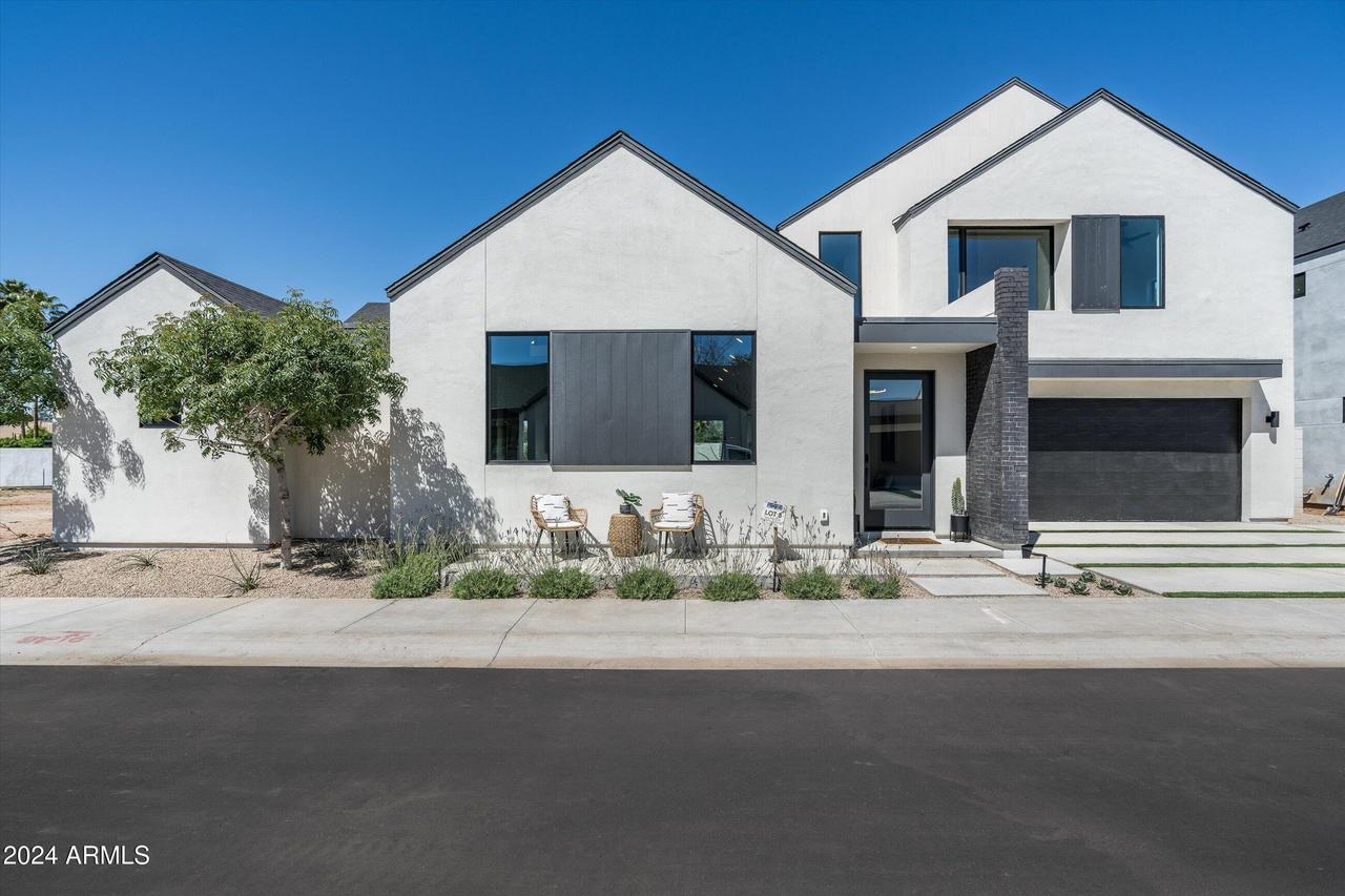 6314 N 10th Dr., Phoenix, AZ 85013