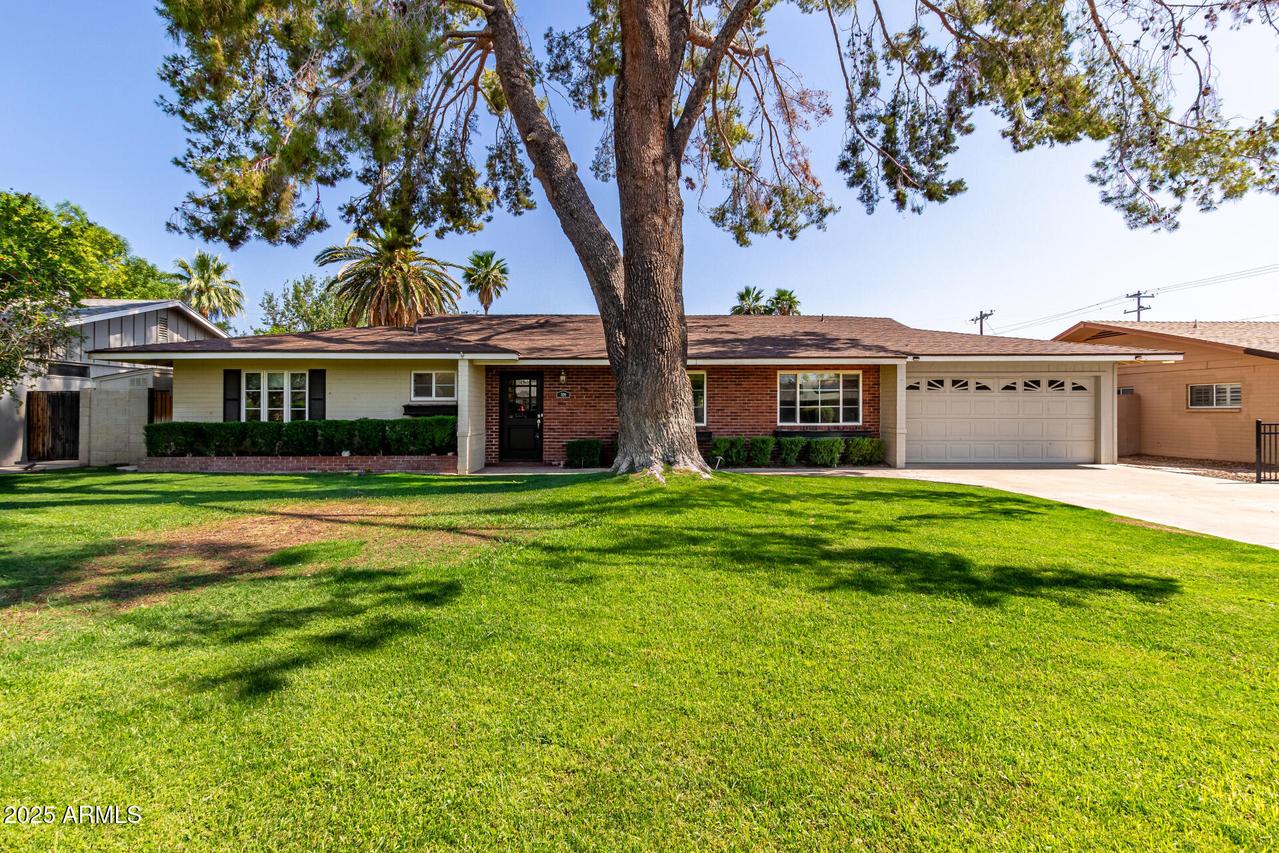 709 E Hayward Ave., Phoenix, AZ 85020