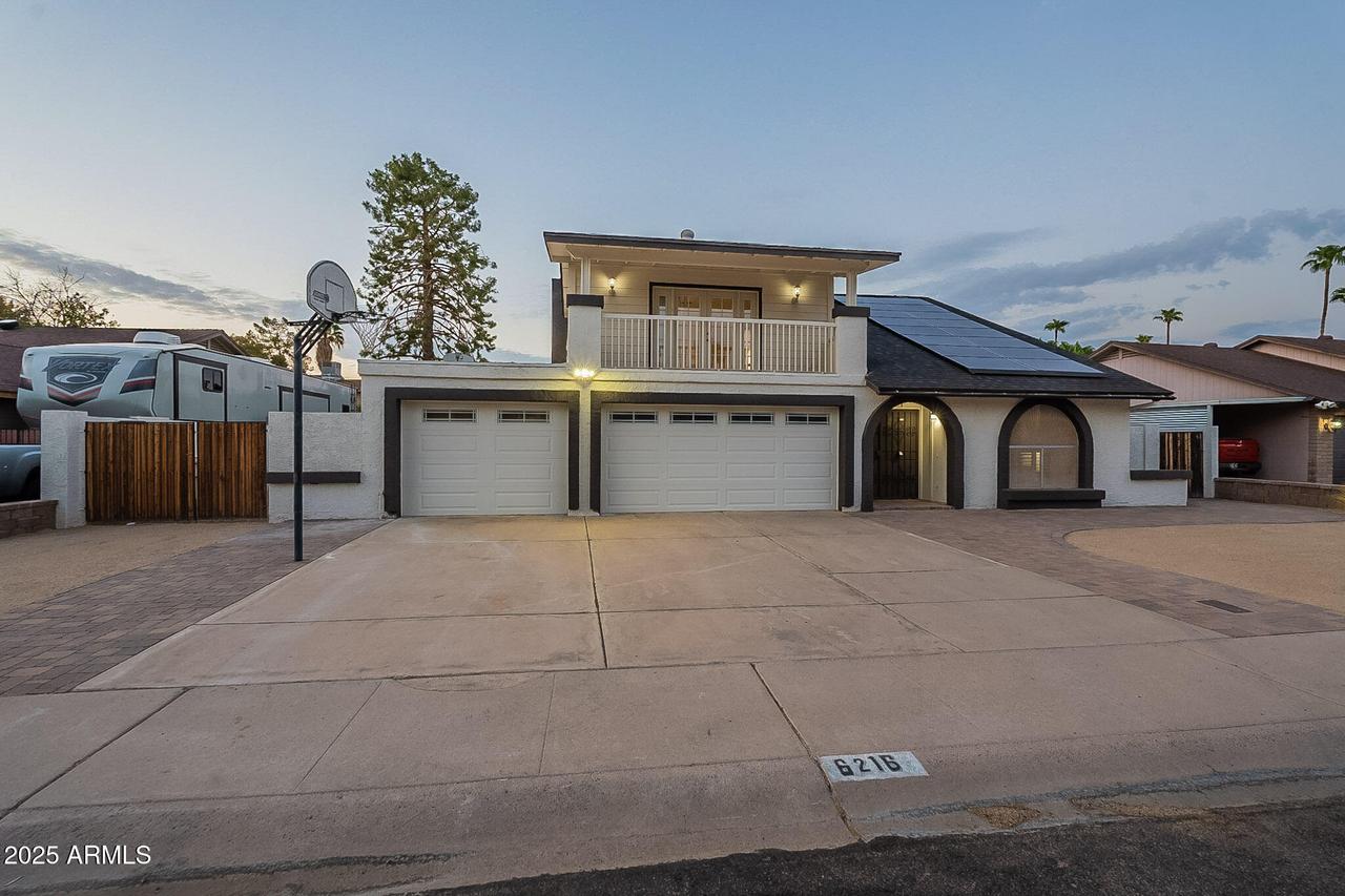 6216 W Poinsettia Dr., Glendale, AZ 85304