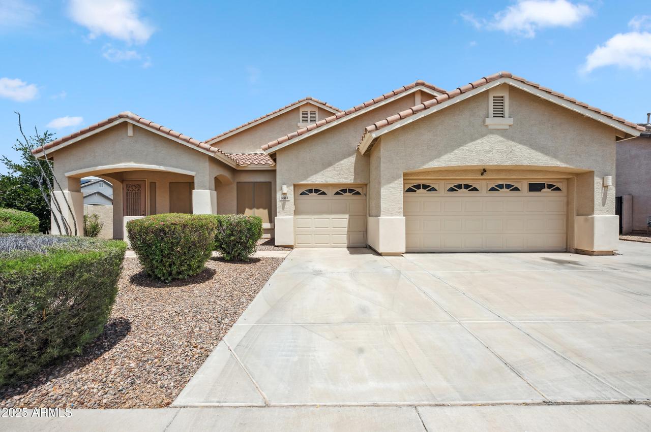 4414 W Monte Way, Laveen, AZ 85339
