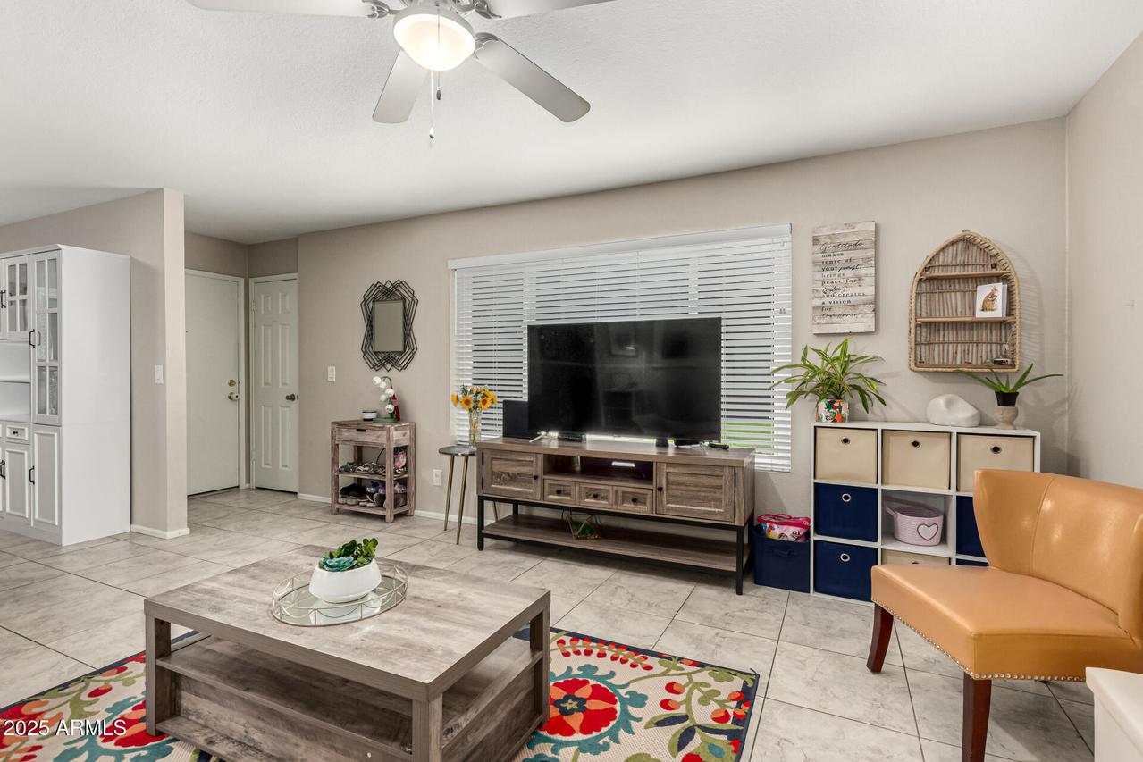 1402 E Guadalupe Rd. #114, Tempe, AZ 85283