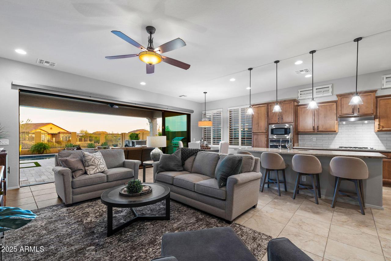 8633 E Kael Cir., Mesa, AZ 85207