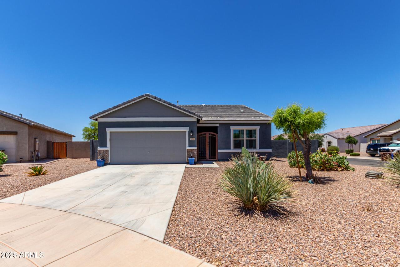 30388 N Opal Dr., San Tan Valley, AZ 85143