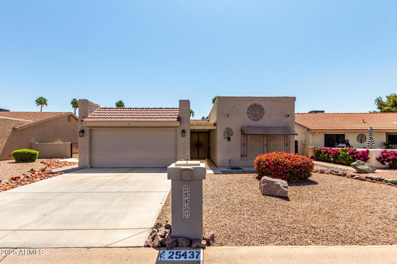 25437 S Truro Dr., Sun Lakes, AZ 85248