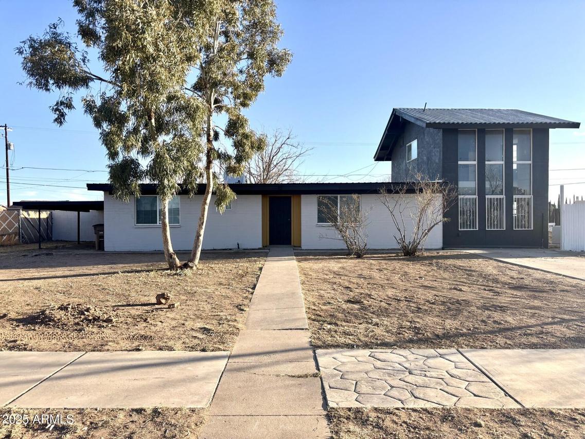 1705 E 6th St., Douglas, AZ 85607