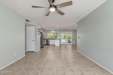 820 W Hononegh Dr., Phoenix, AZ 85027