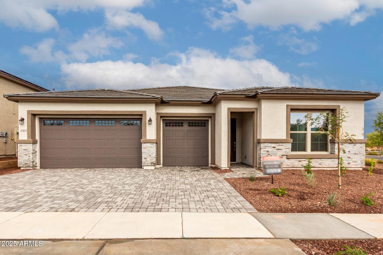 27611 N 176th Dr., Surprise, AZ 85387