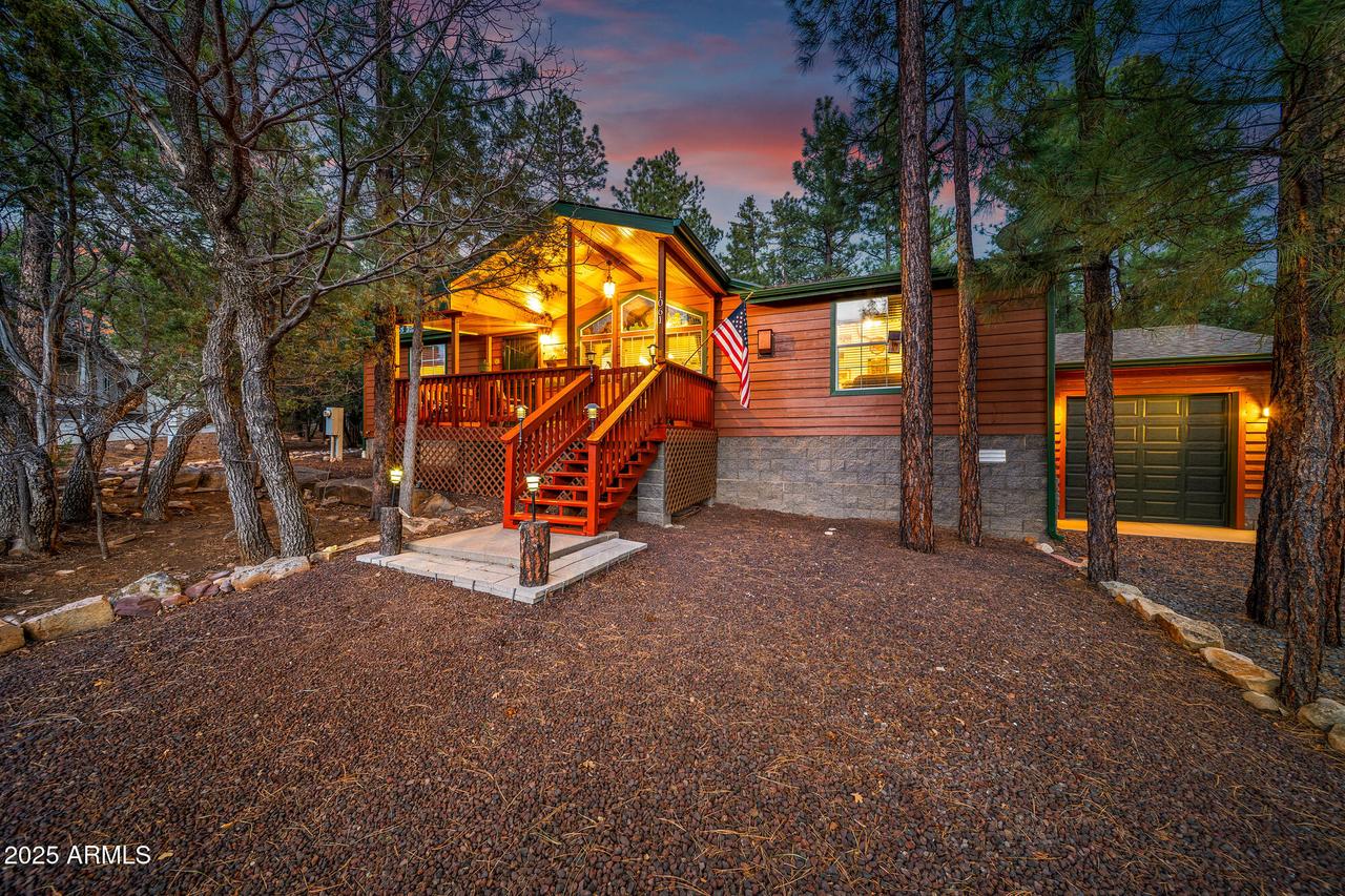 1061 S Hacienda Pines Dr., Show Low, AZ 85901