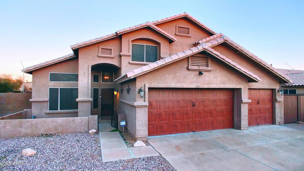 21375 N 107th Dr., Peoria, AZ 85373