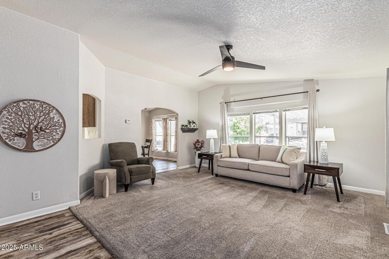 2233 E Behrend Dr. #162, Phoenix, AZ 85024