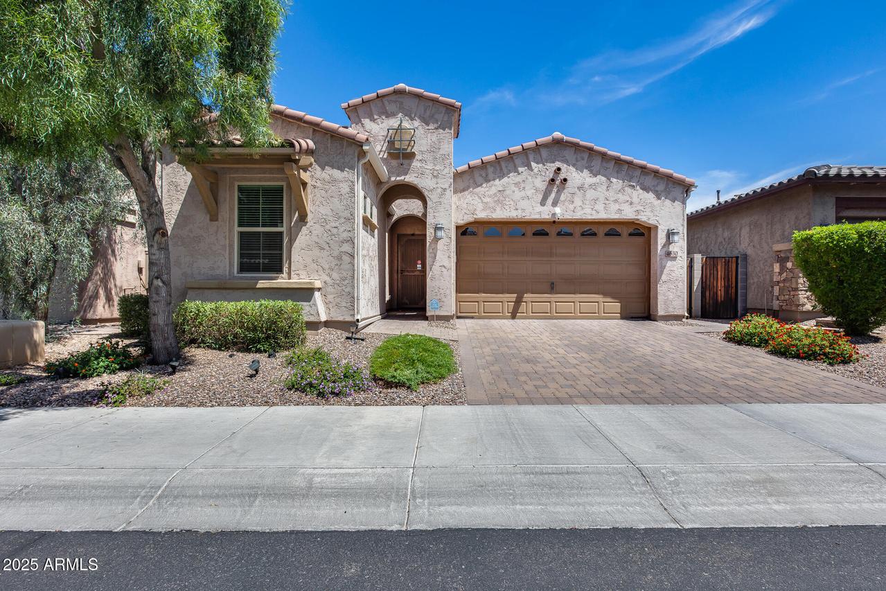 4630 E Navigator Ln., Phoenix, AZ 85050