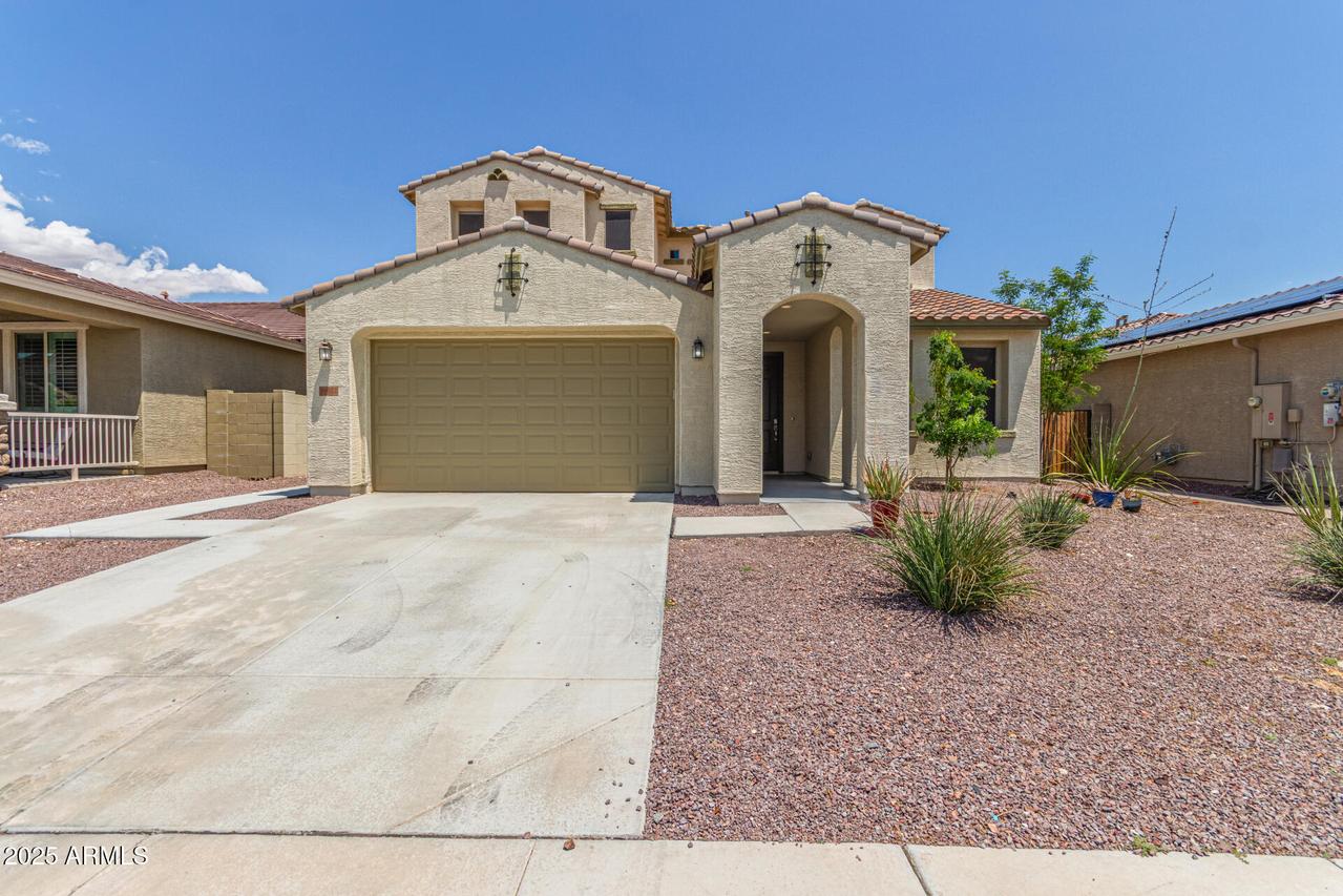 19022 W Shangri La Rd., Surprise, AZ 85388