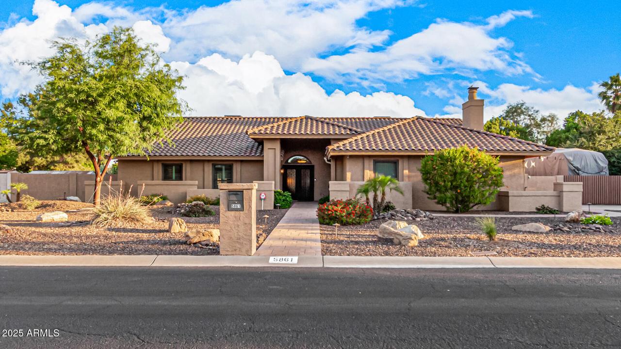 5861 E Anderson Dr., Scottsdale, AZ 85254