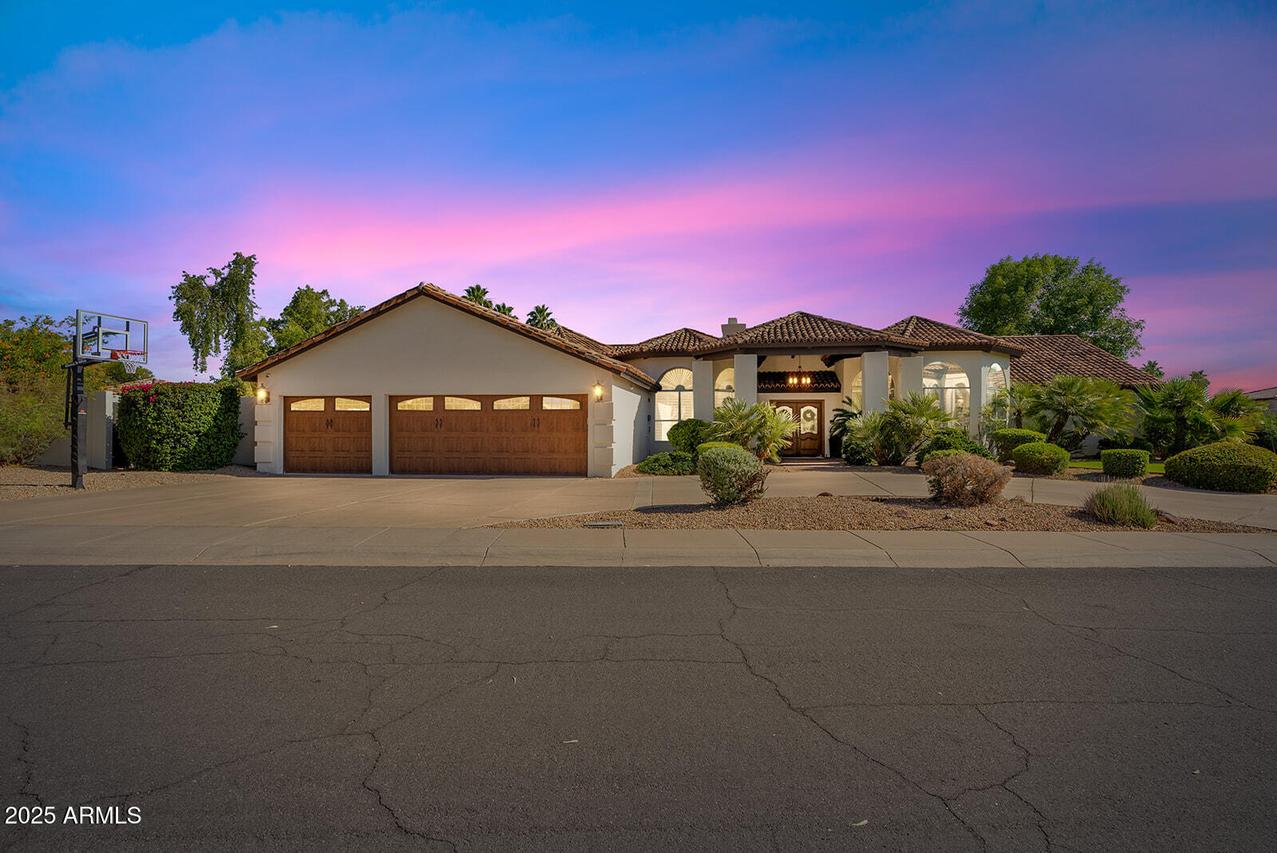 10205 E Corrine Dr., Scottsdale, AZ 85260