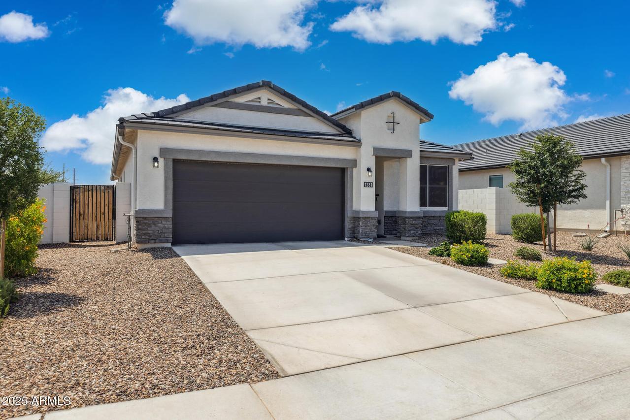 1281 W Highland Rd., San Tan Valley, AZ 85143